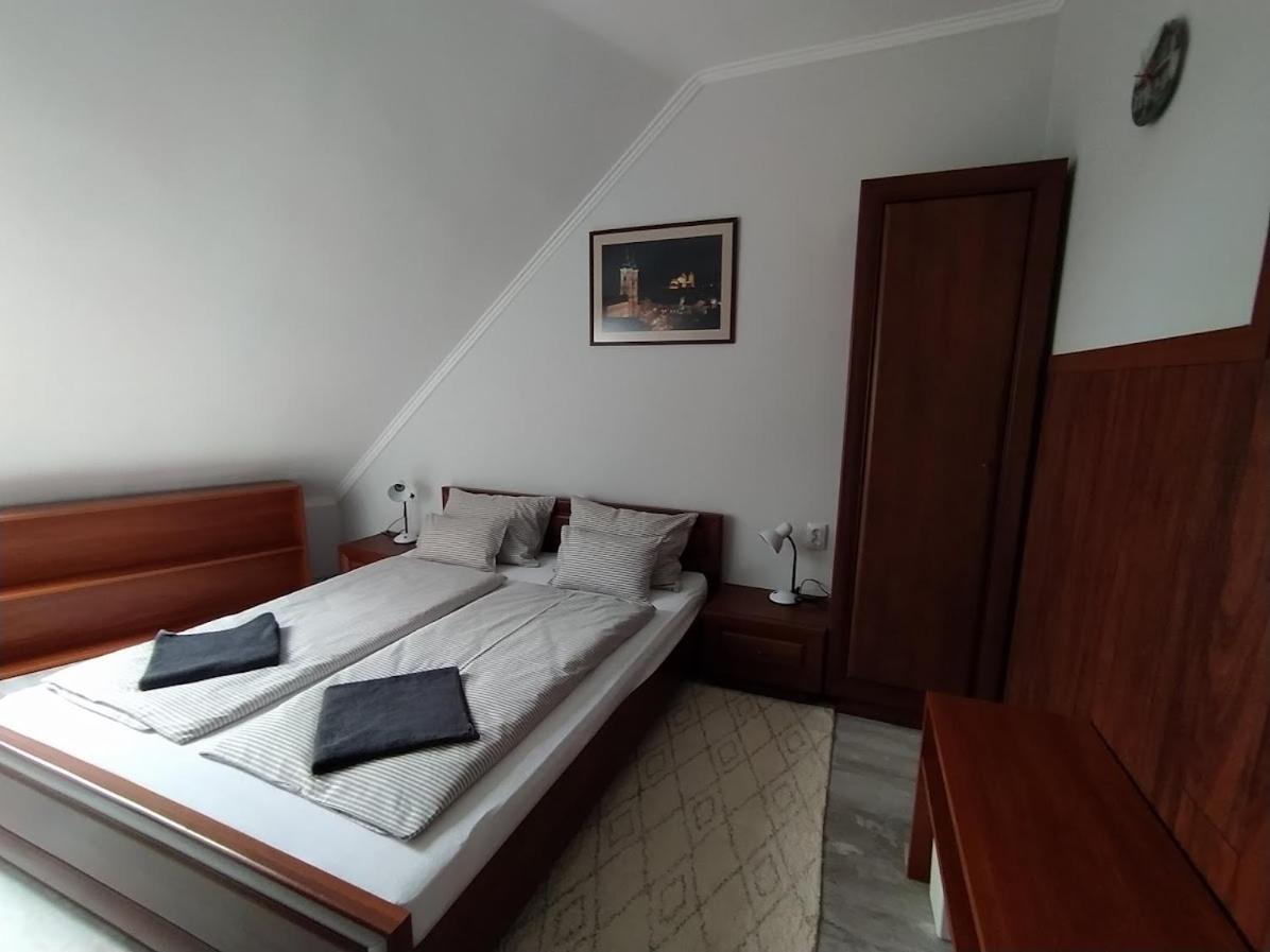 Vila Borbarat Vendeghaz Eger Exteriér fotografie
