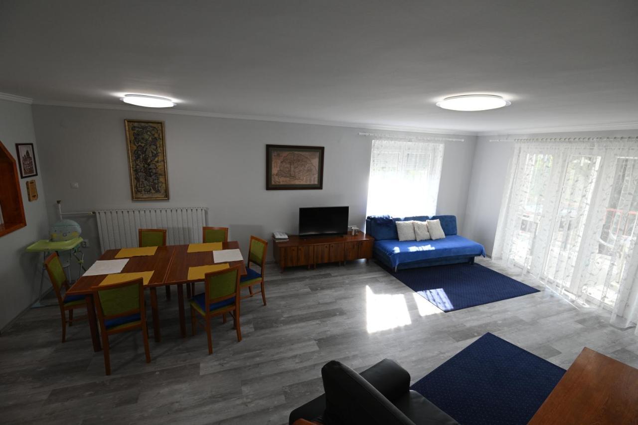 Vila Borbarat Vendeghaz Eger Exteriér fotografie